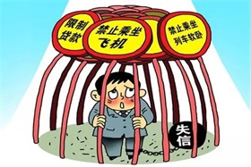 问界销量爆了理想？其实是他们联手干爆其他人